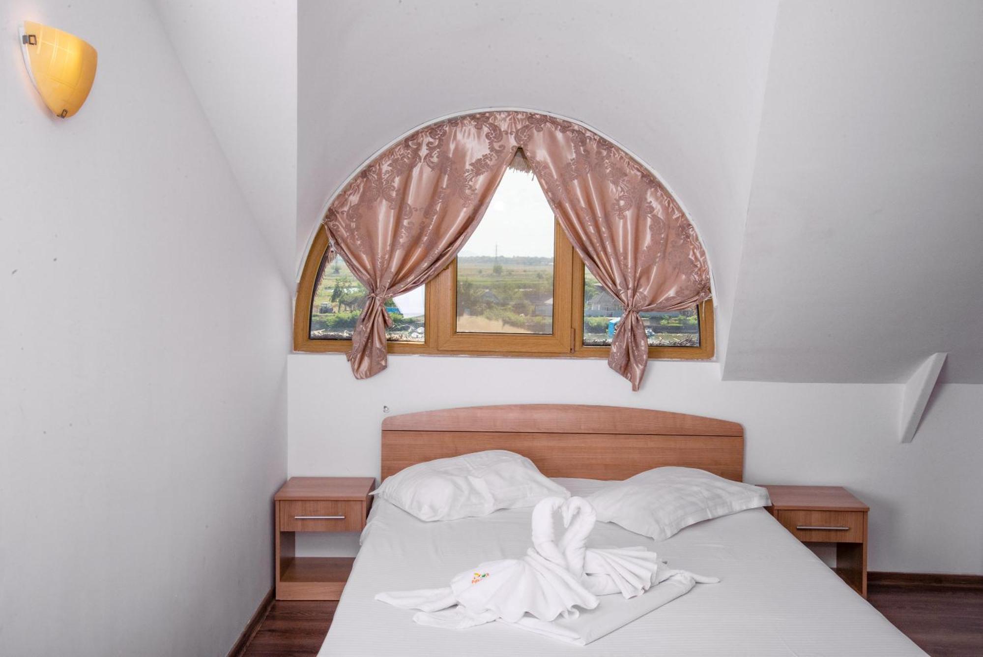 Paradis Hotel Mila Douăzeci şi Trei Eksteriør bilde