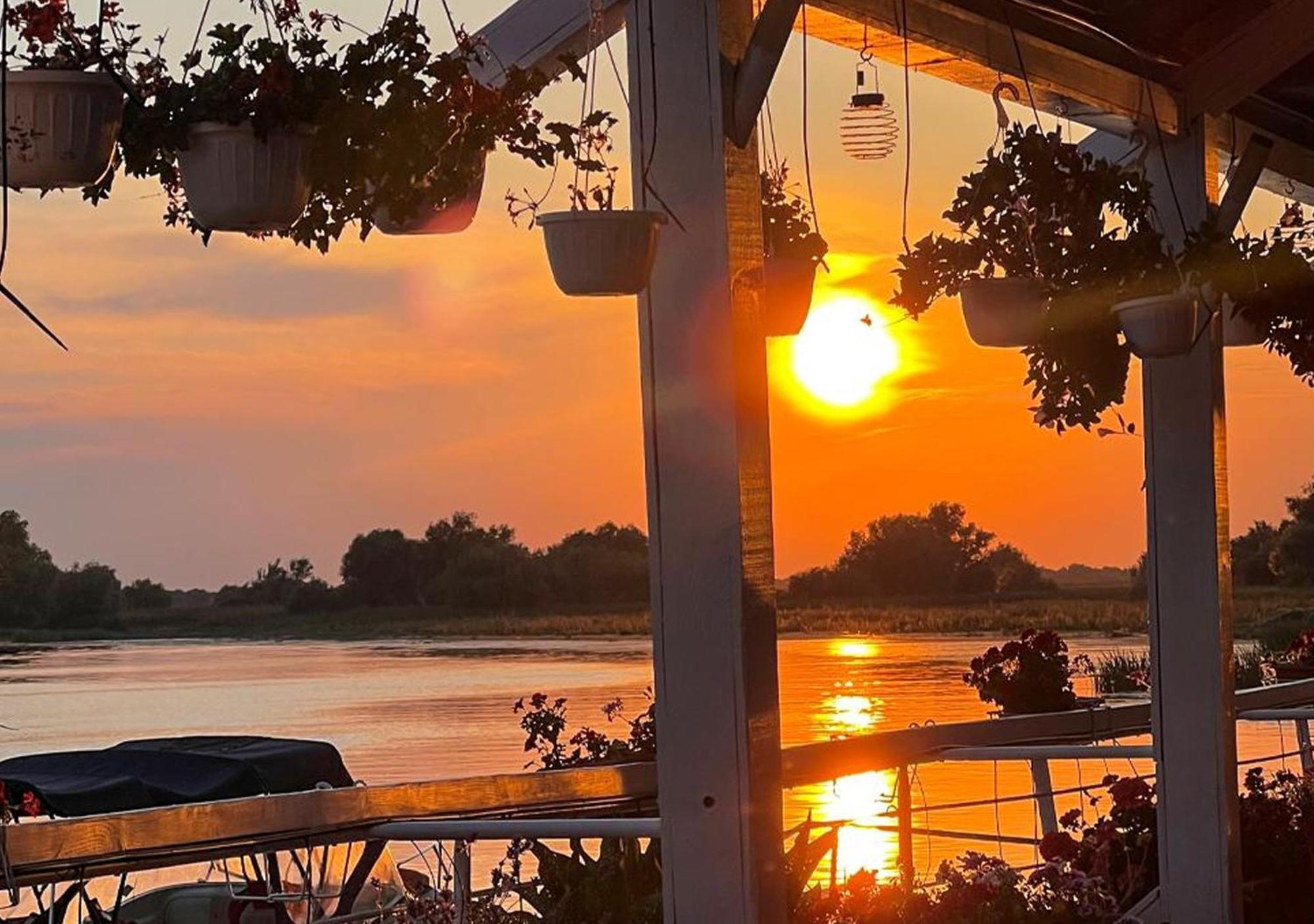 Paradis Hotel Mila Douăzeci şi Trei Eksteriør bilde