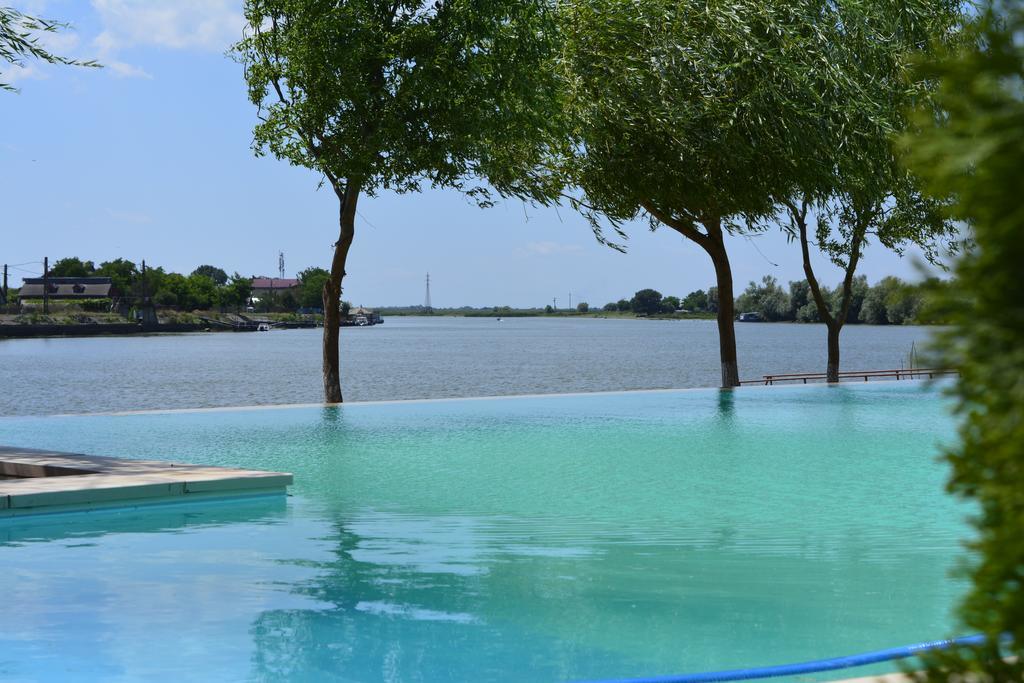 Paradis Hotel Mila Douăzeci şi Trei Eksteriør bilde